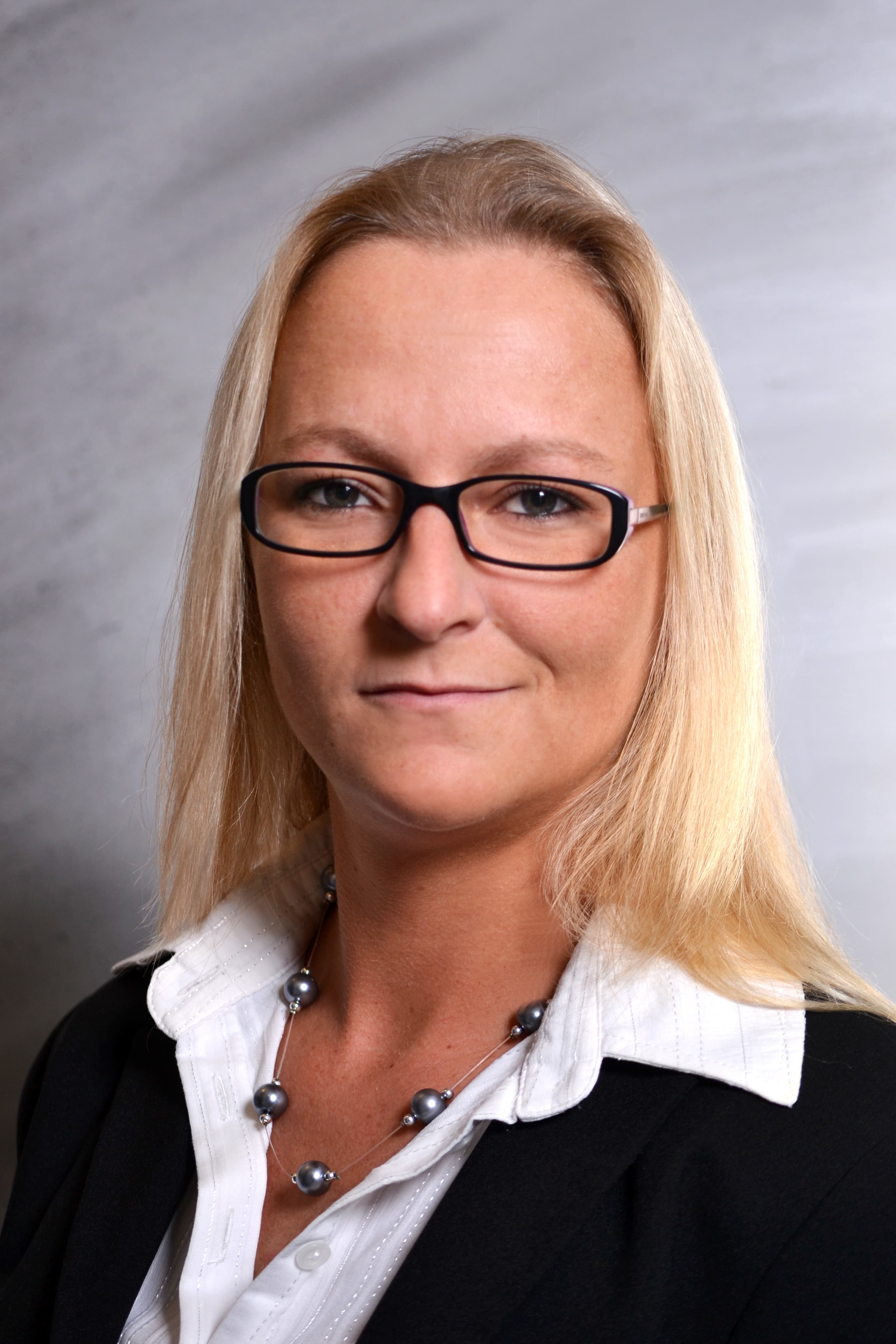 Andrea Lanzerath – Geschäftsleitung